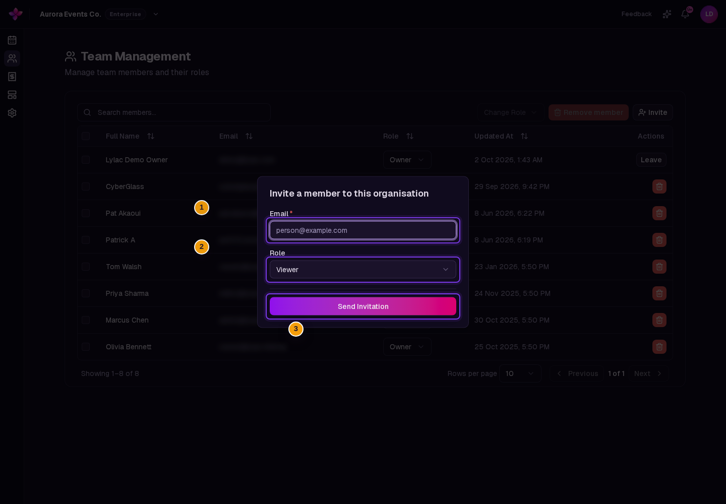 Email, Role set to Viewer, and Send Invitation